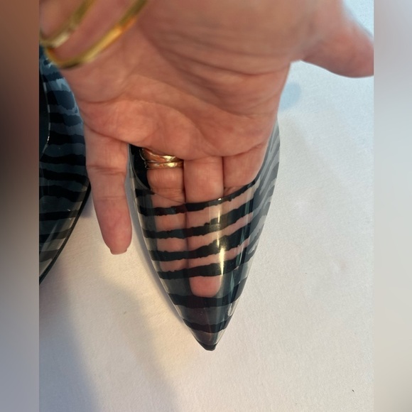 DKNY Zebra Heels - Black & Clear Size 8.5/9 Lightly Used Mob Wife Office Siren - Picture 5 of 11